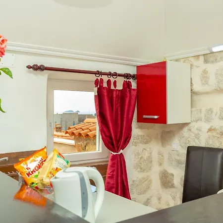 Juliette's Palace