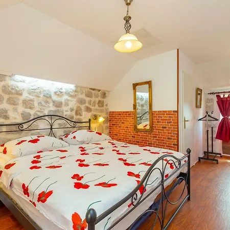 朱丽叶宫殿一室公寓 公寓 *